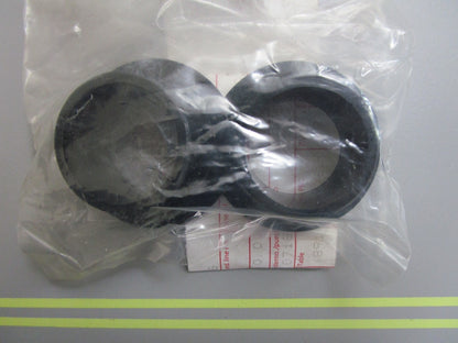 *NEW OEM* (LOT OF 2) 0810 Volvo Penta Bushing 832820