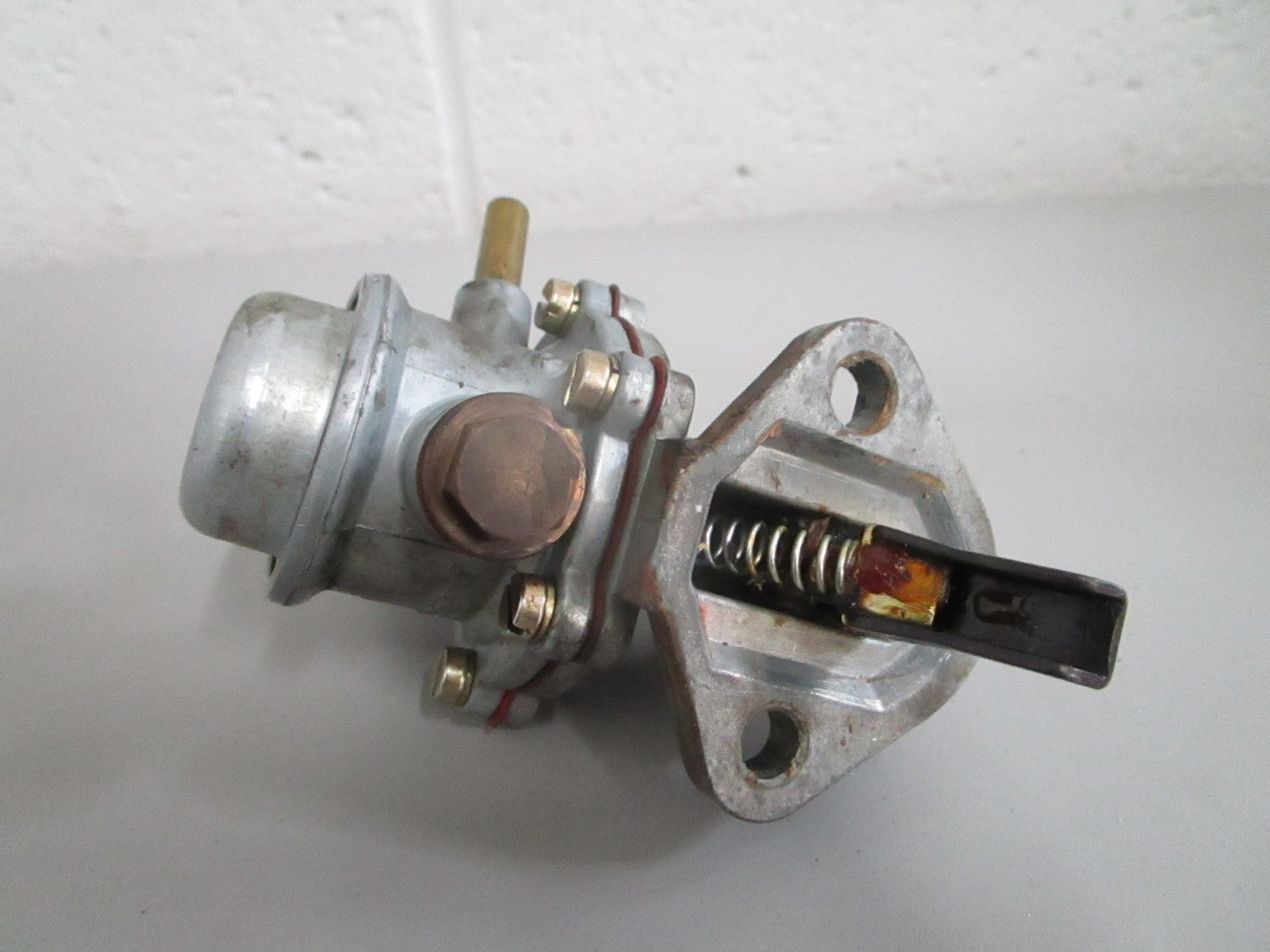 NEW OEM 0010914901 Mercedes-Benz Fuel Pump 0820