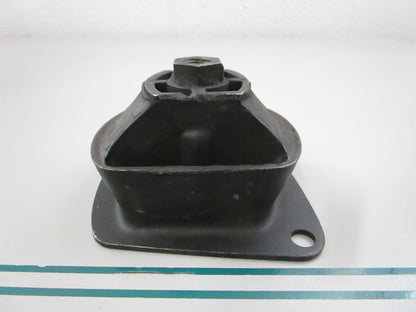 NEW OEM 1212230512 Mercedes-Benz Engine Mount 0810