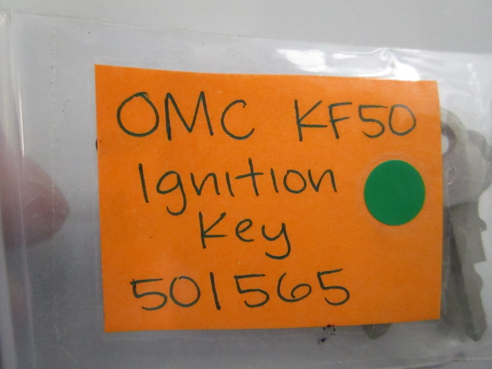 NEW OEM (LOT OF 2) 501565 0501565 OMC Johnson Evinrude KF 50 Ignition Key 0810