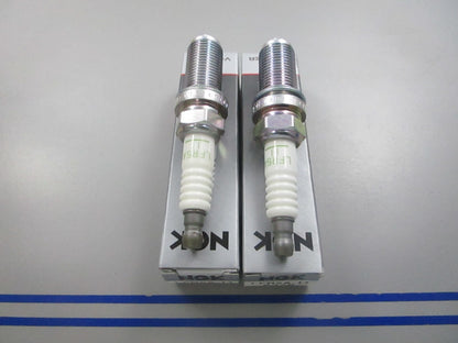 NEW (LOT OF 2) LFR5A-11 NGK V-Power Spark Plug 0810