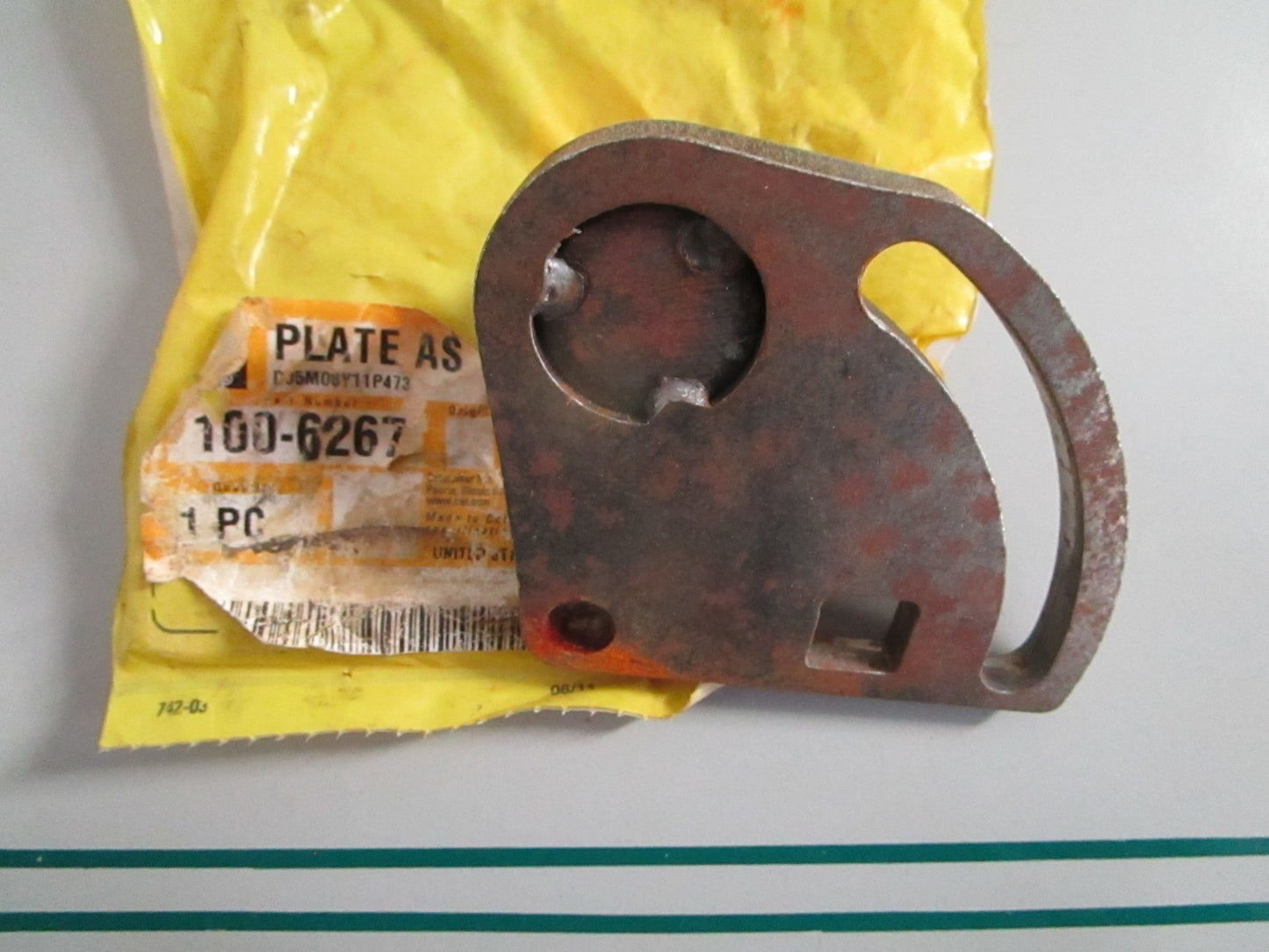 NEW OEM 100-6267 CAT Plate 0820