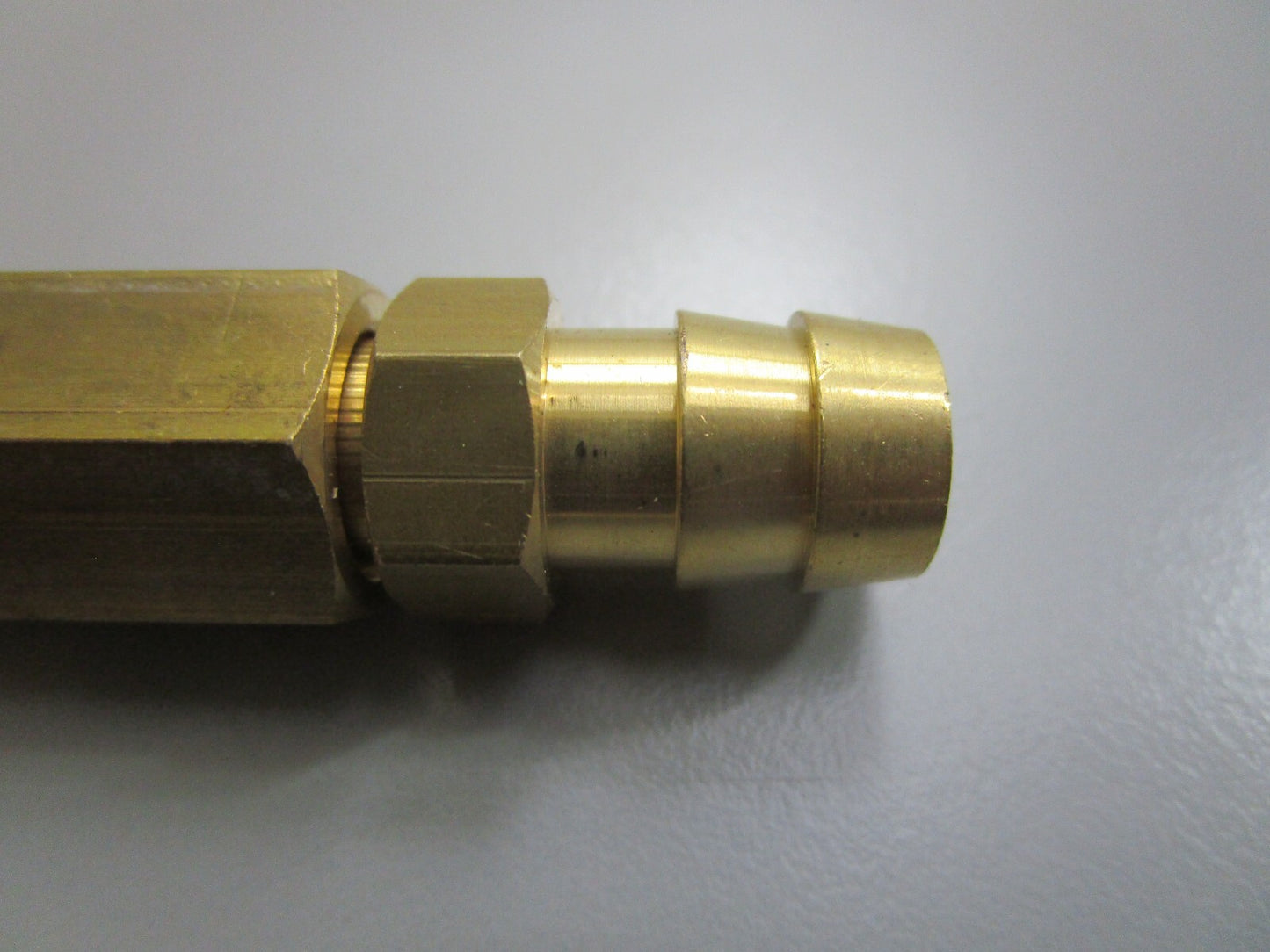 *NEW OEM* 0820 Volvo Penta Shut-Off Cock 947893