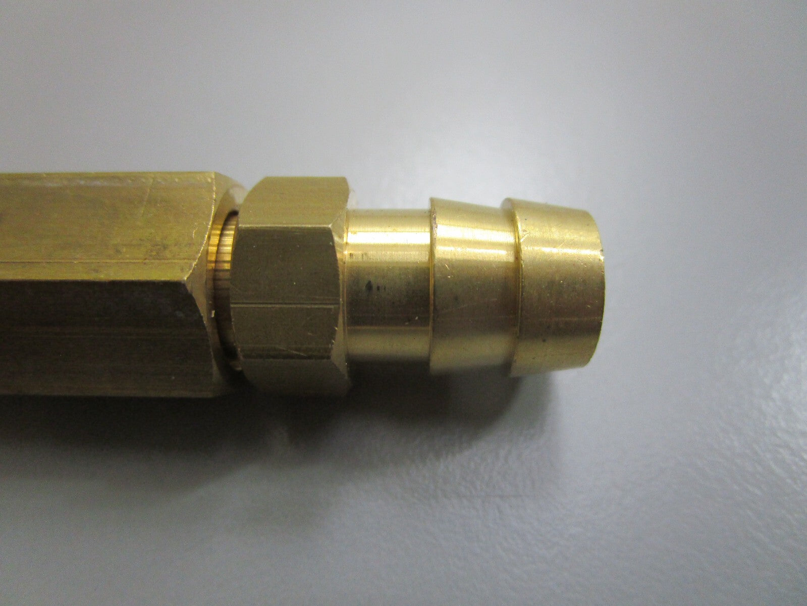 *NEW OEM* 0820 Volvo Penta Shut-Off Cock 947893
