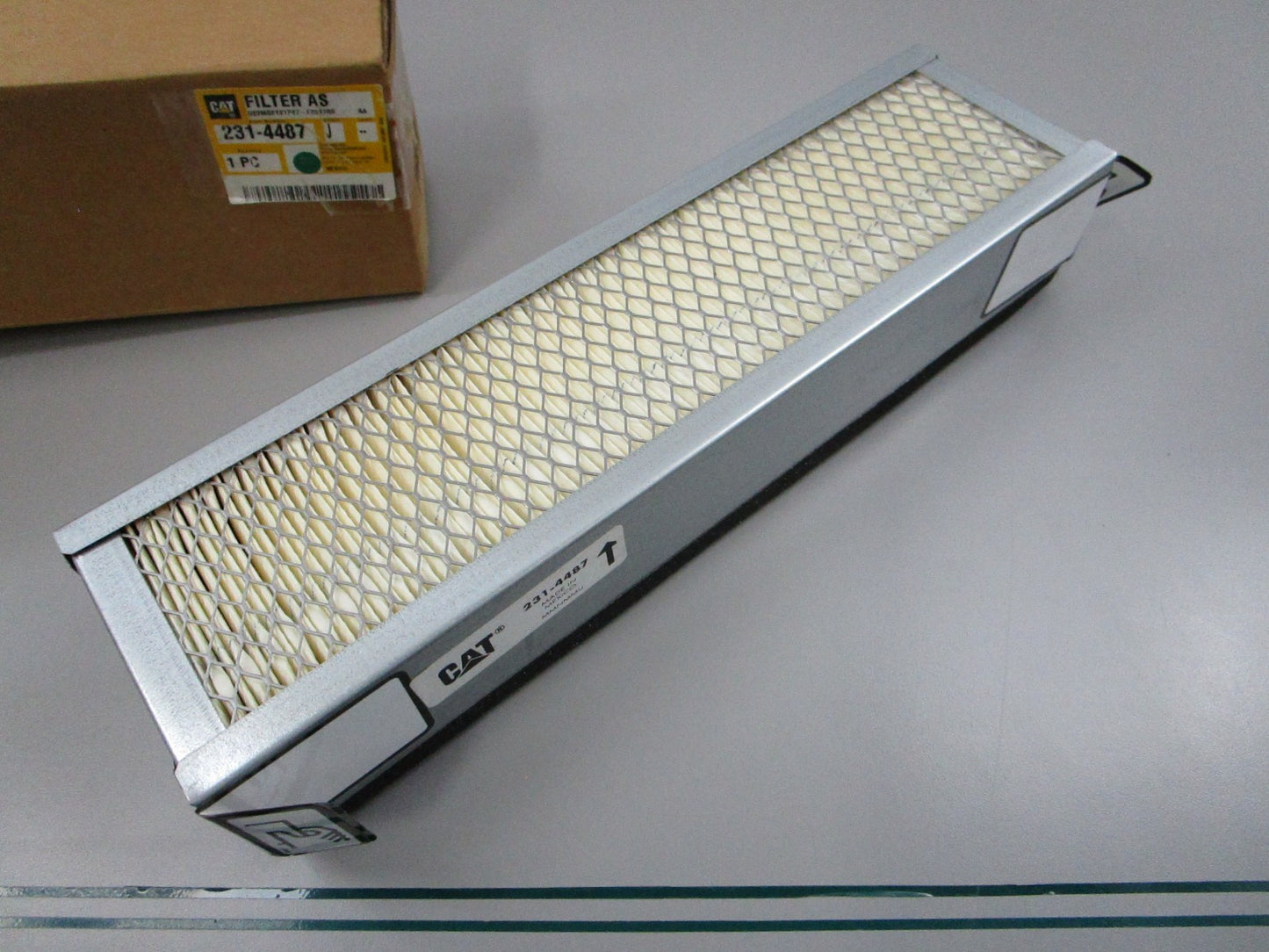 CAT NEW OEM Cabin Air Filter 231-4487 Std Efficiency Motor Grader 120H NOS 0810