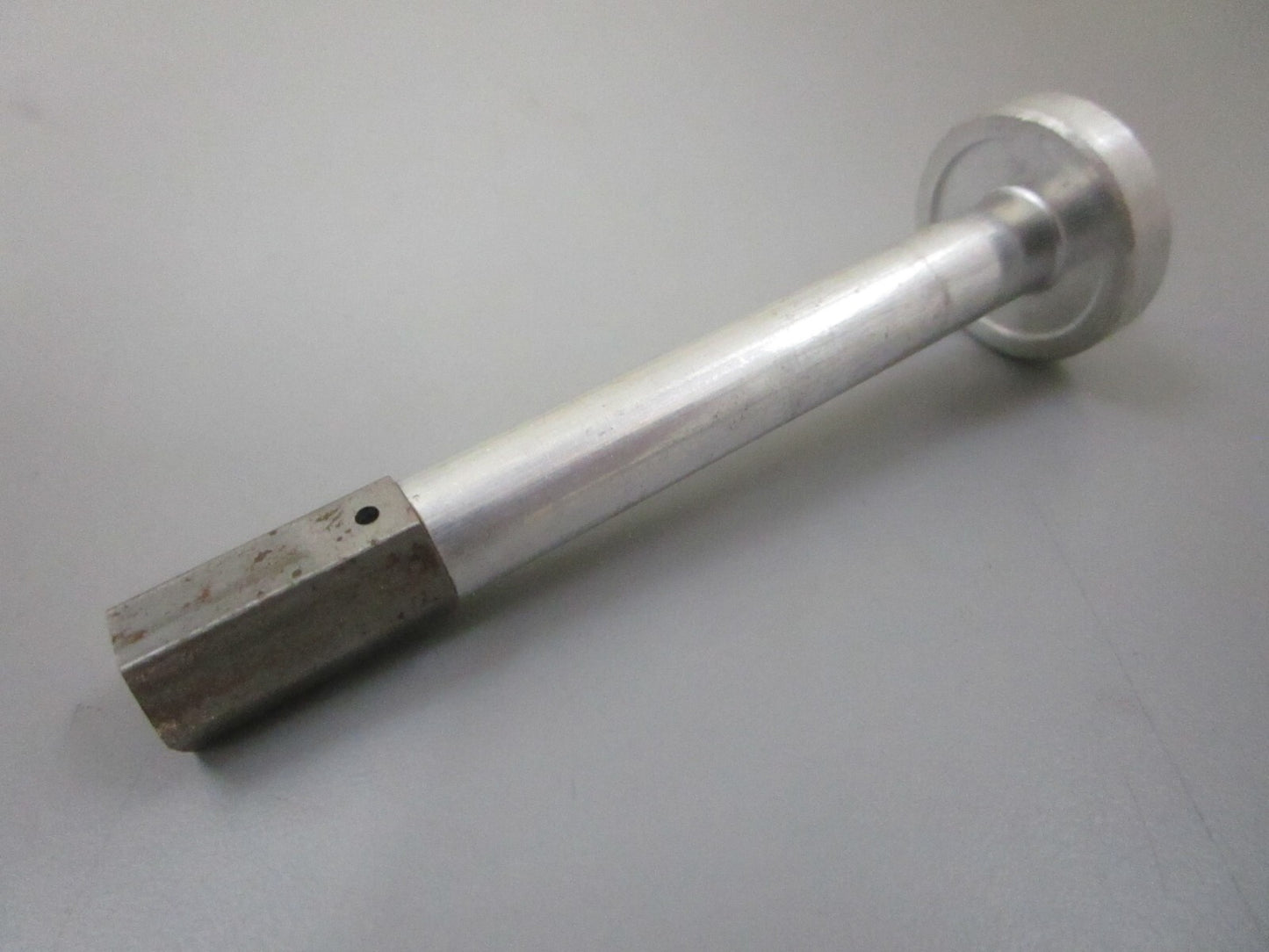 *NEW OEM* 0780 OMC Johnson Evinrude Valve Stem 173206 0173206