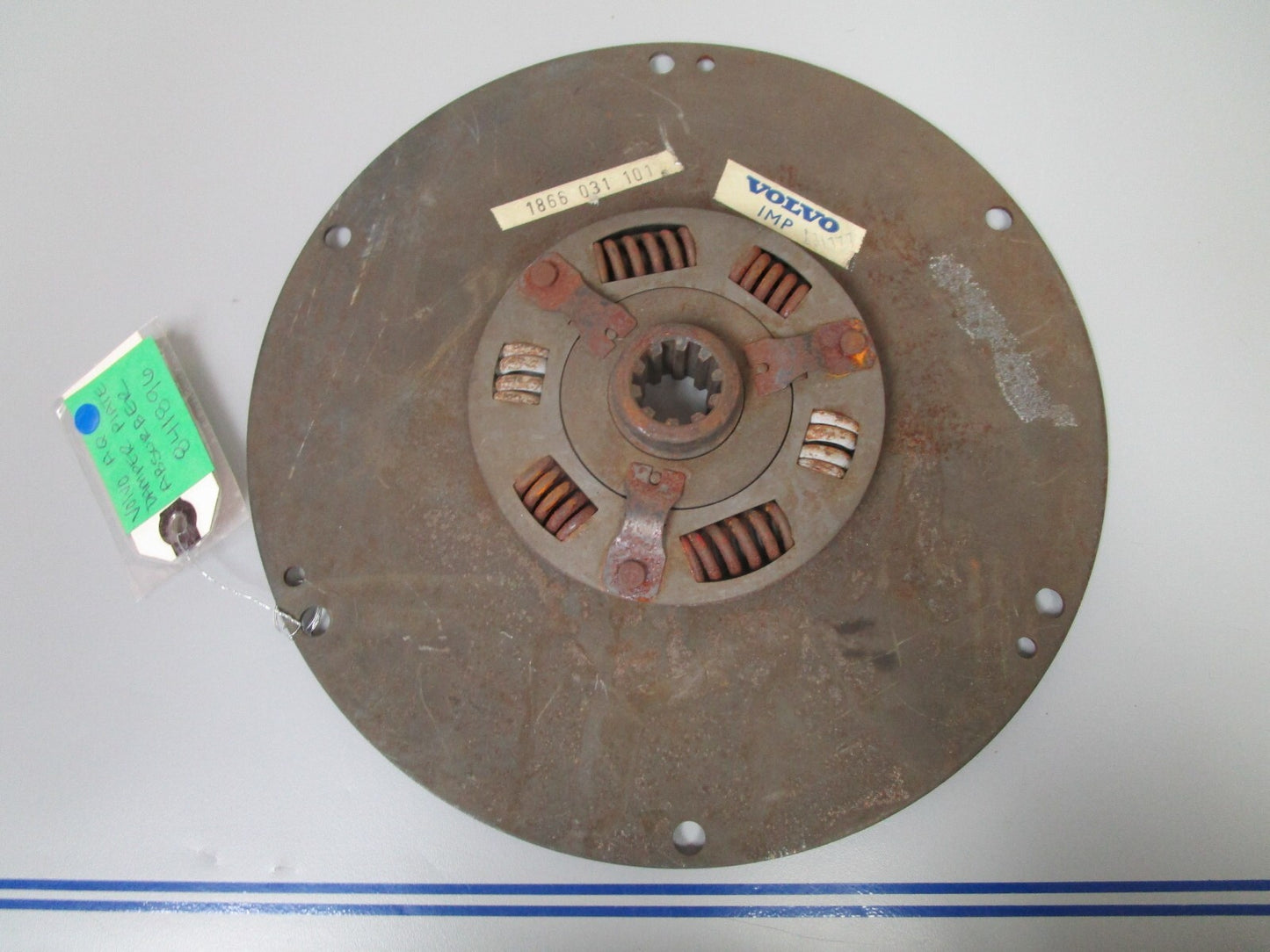 *NEW OEM* 0720 Volvo Penta AQ Damper Plate Absorber 841896