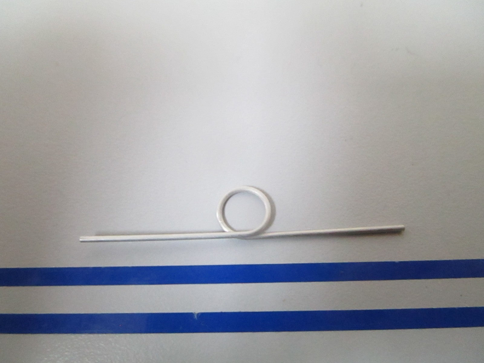 NEW OEM 200672 0200672 OMC Johnson Evinrude Reverse Lock Spring 0810