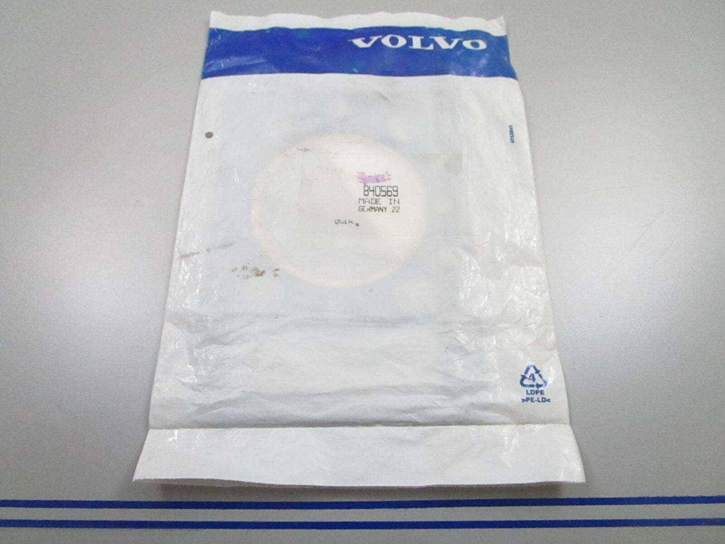 *NEW OEM* 0810 Volvo Penta Gasket 840569