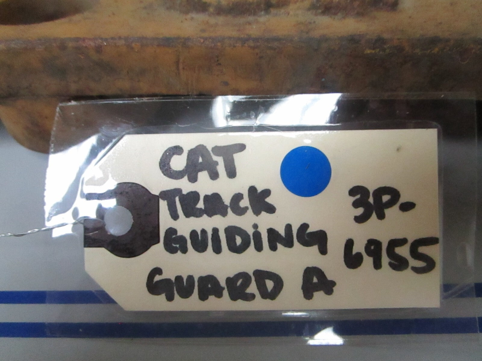 *NEW OEM* 0720 CAT Caterpillar Track Guiding Guard A 3P-6955