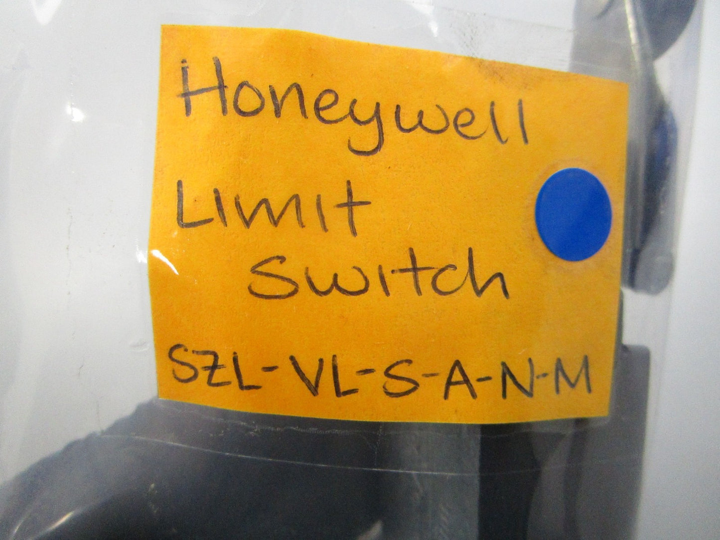 *NEW* 0810 Honeywell Limit Switch SZL-VL-S-A-N-M