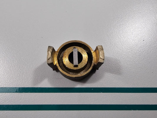 NEW OEM 980274 0980274 OMC Johnson Evinrude Coupler 0810