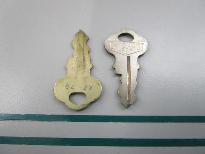 NEW OEM (LOT OF 2) 501593 0501593 OMC Johnson Evinrude KF78 Ignition Key 0810