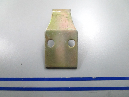 *NEW OEM* 0810 OMC Johnson Evinrude Front Hook Cover 207482 0207482