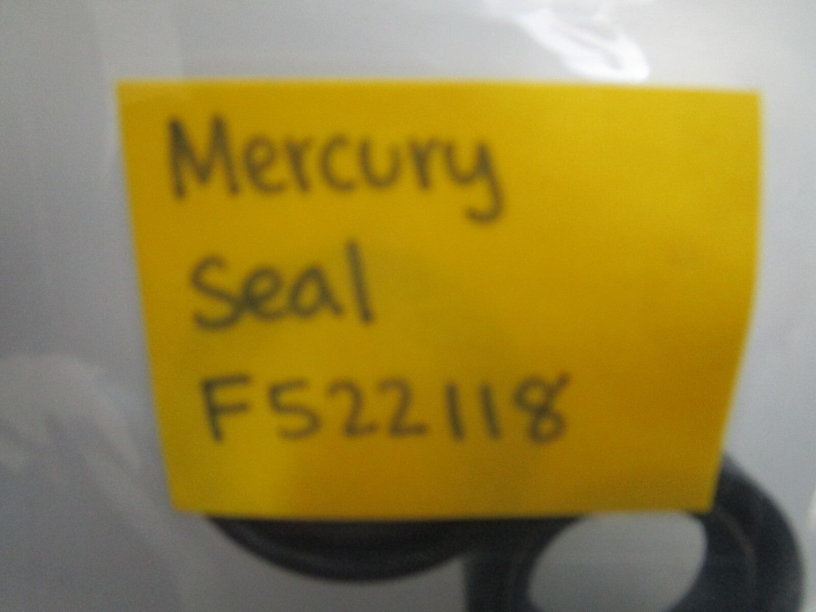 *NEW OEM* 0750 Mercury Quicksilver SEAL F522118