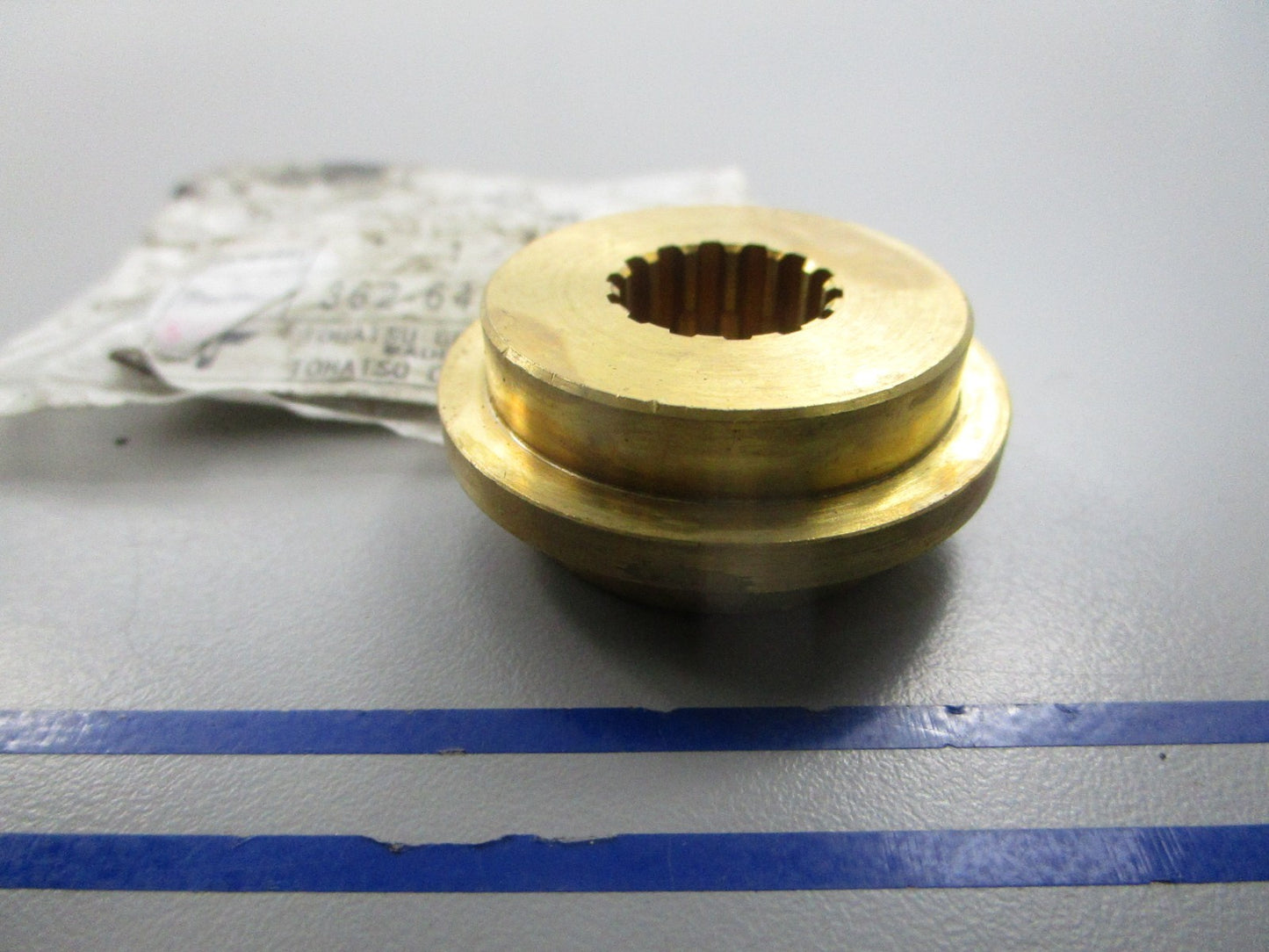 NEW OEM 362-64231-0 362642310 Tohatsu Thrust Holder 0810
