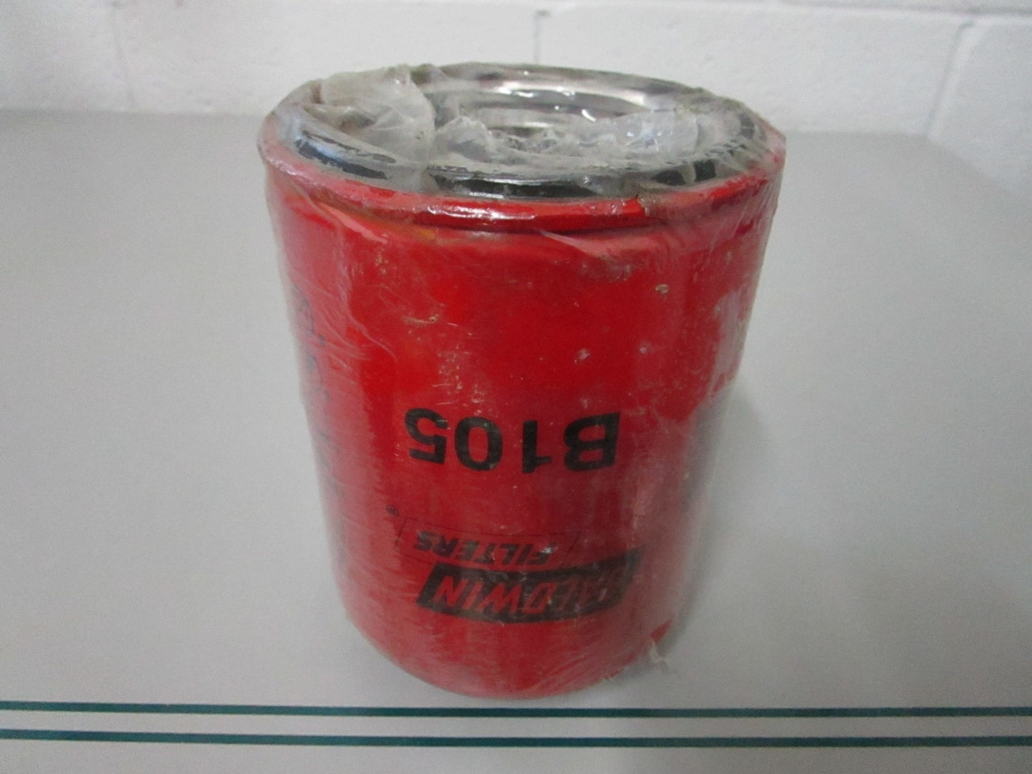 NEW B105 Baldwin Oil Filter 0810