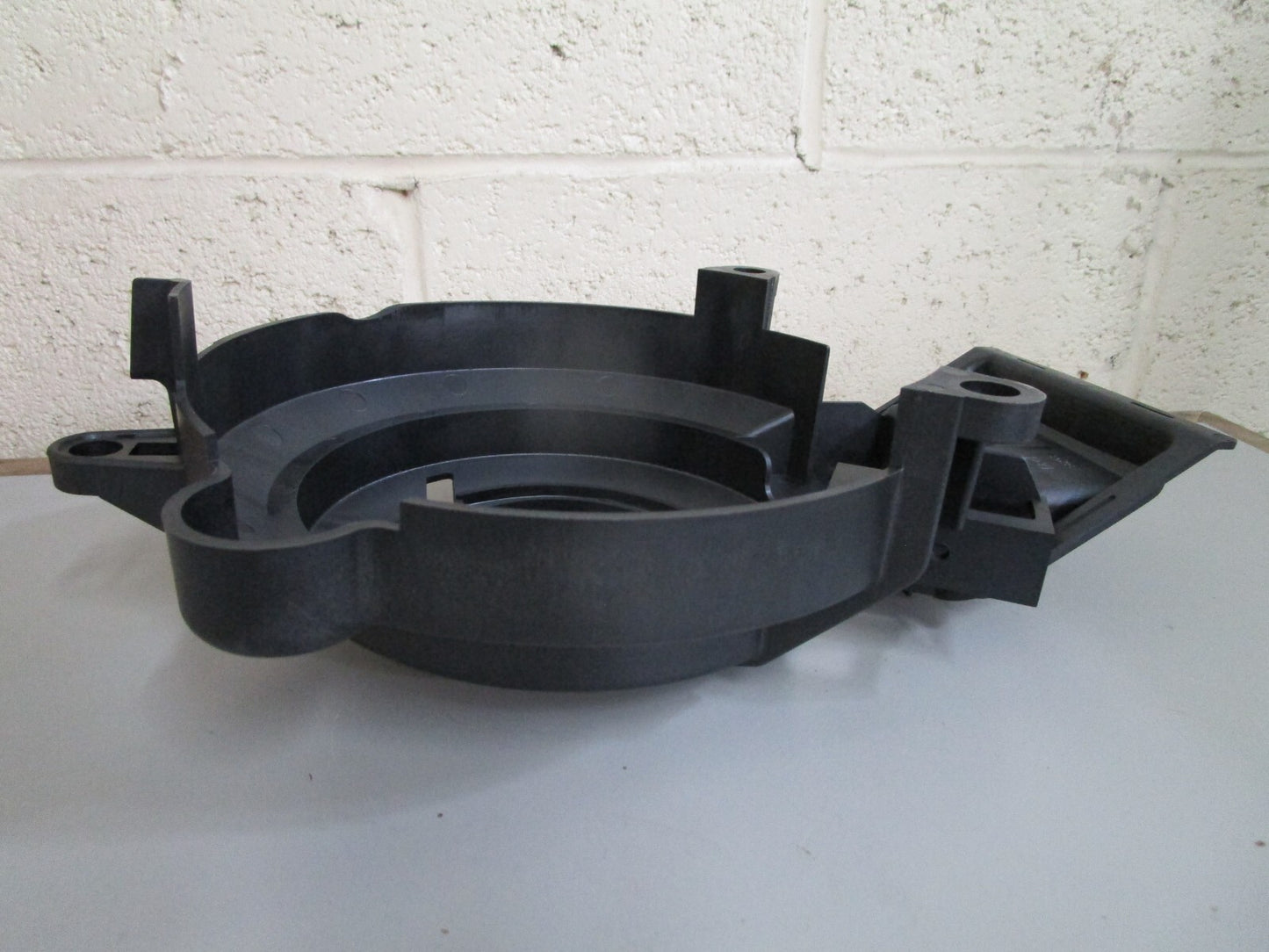 *NEW OEM* 0820 OMC Johnson Evinrude Starter Housing 338203 0338203