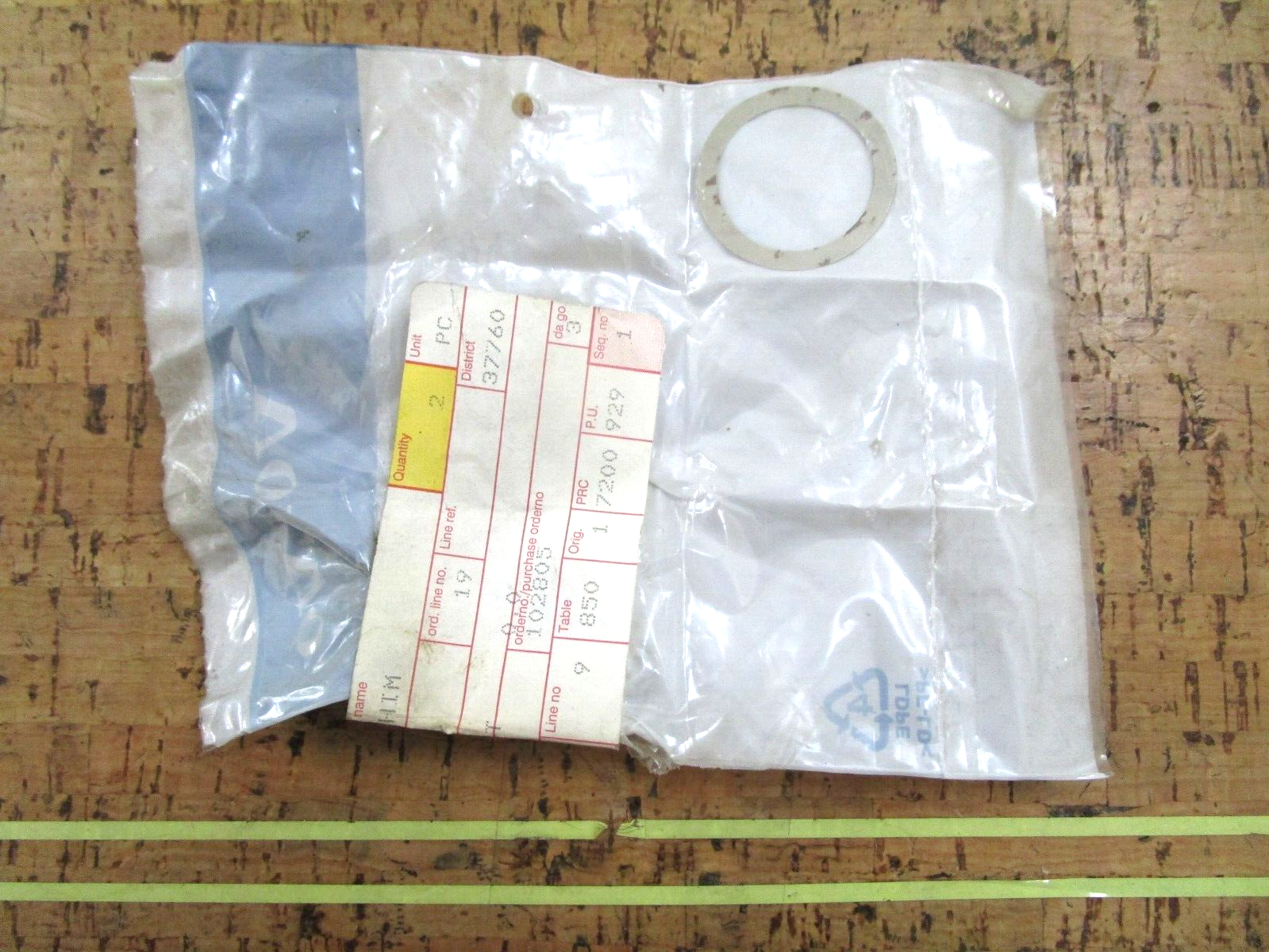 *NEW OEM* 0750 Volvo Penta SHIM 943873