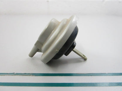 NEW OEM 383916 0383916 OMC Johnson Evinrude Vacuum Control 0810