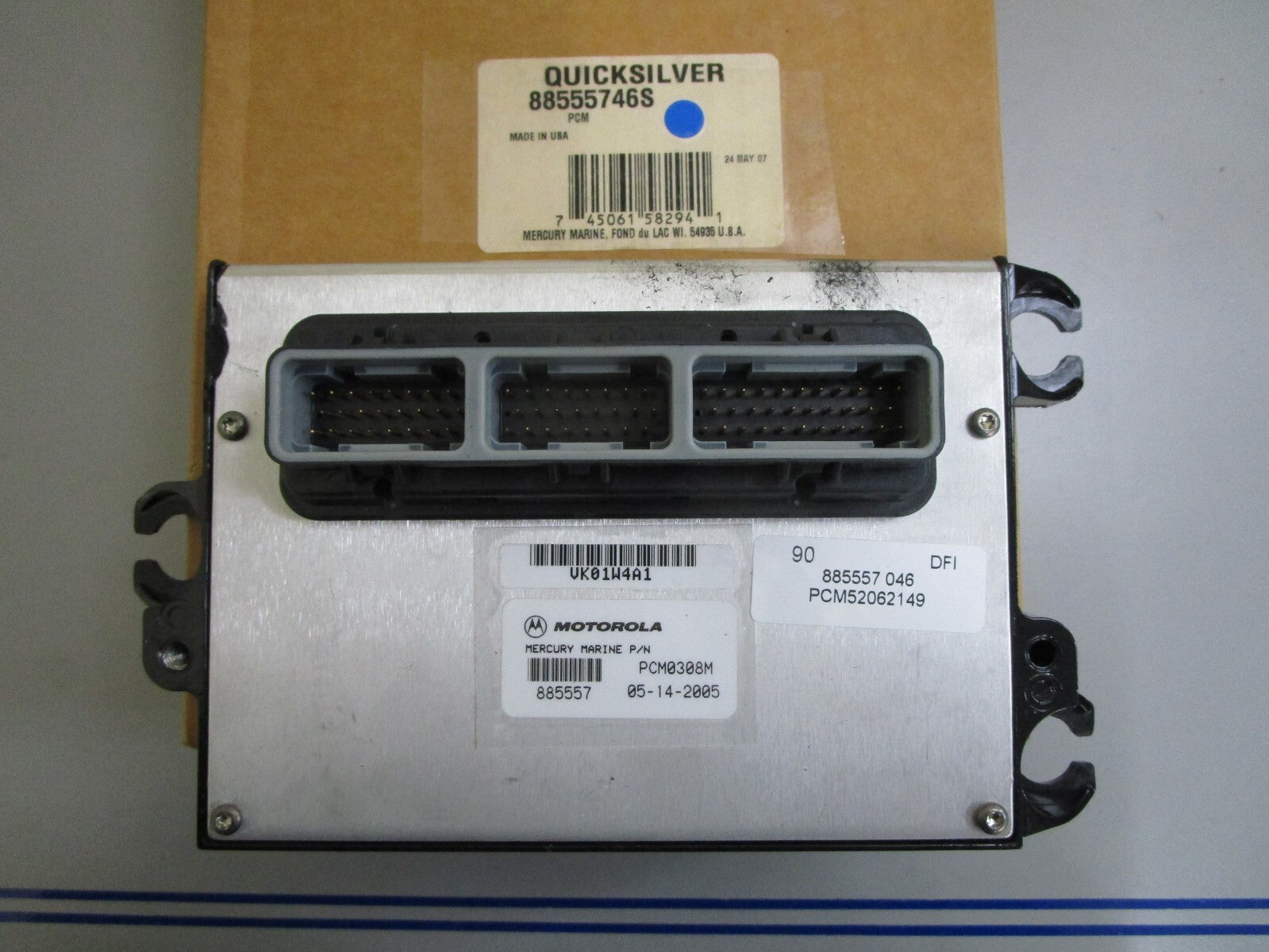 *NEW OEM* 0820 Mercury Quicksilver 88555746S