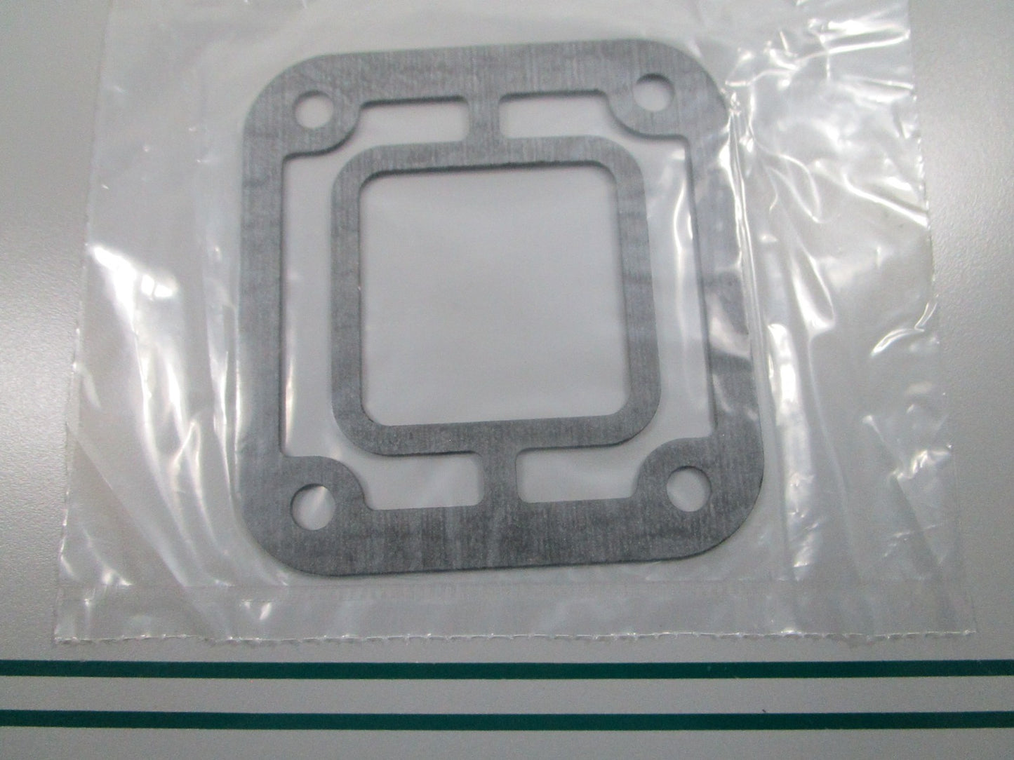 NEW OEM 908013 0908013 OMC Johnson Evinrude Gasket 0810