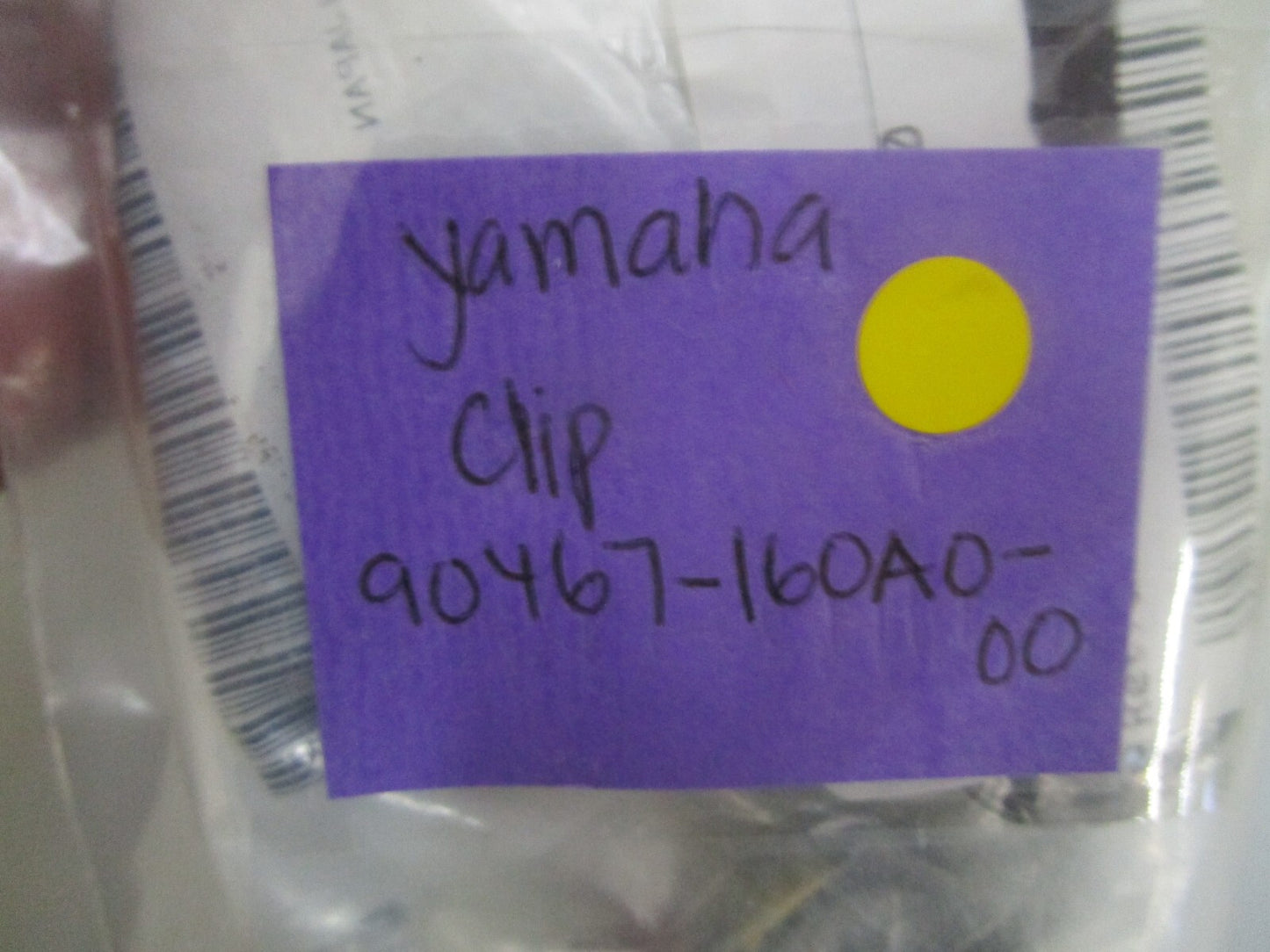 *NEW OEM* 0810 Yamaha Clip 90467-160A0-00