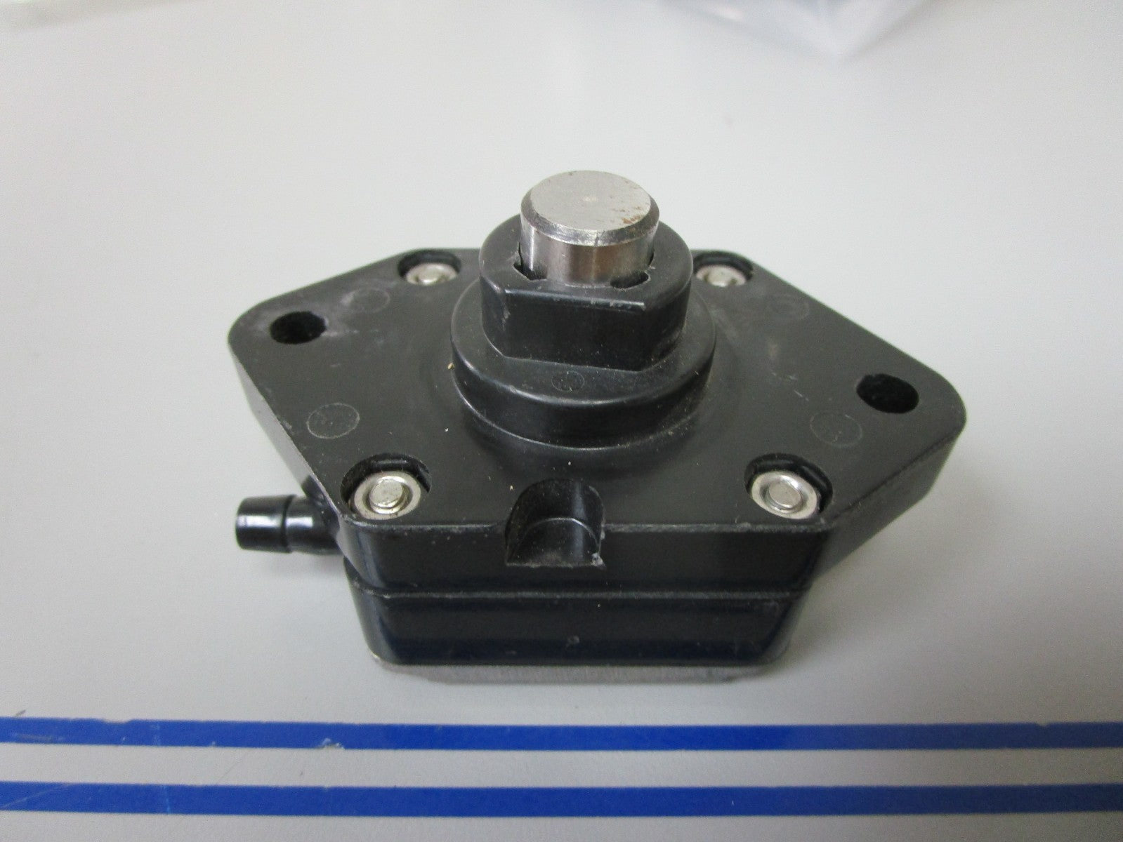 *NEW OEM* 0720 Yamaha Fuel Pump Assembly 67D-24410-00-00
