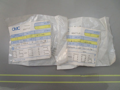 *NEW OEM* (LOT OF 2) 0810 OMC Johnson Evinrude Spring 511987 0511987