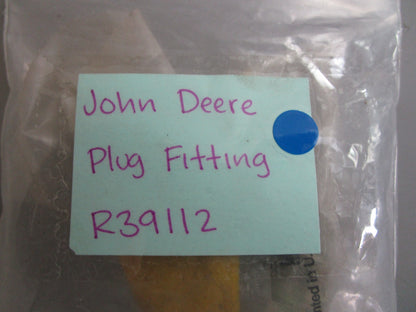 *NEW OEM* 0810 John Deere Plug Fitting R39112