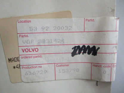 *NEW OEM* 0820 Volvo Penta Thermostat Kit 3831424