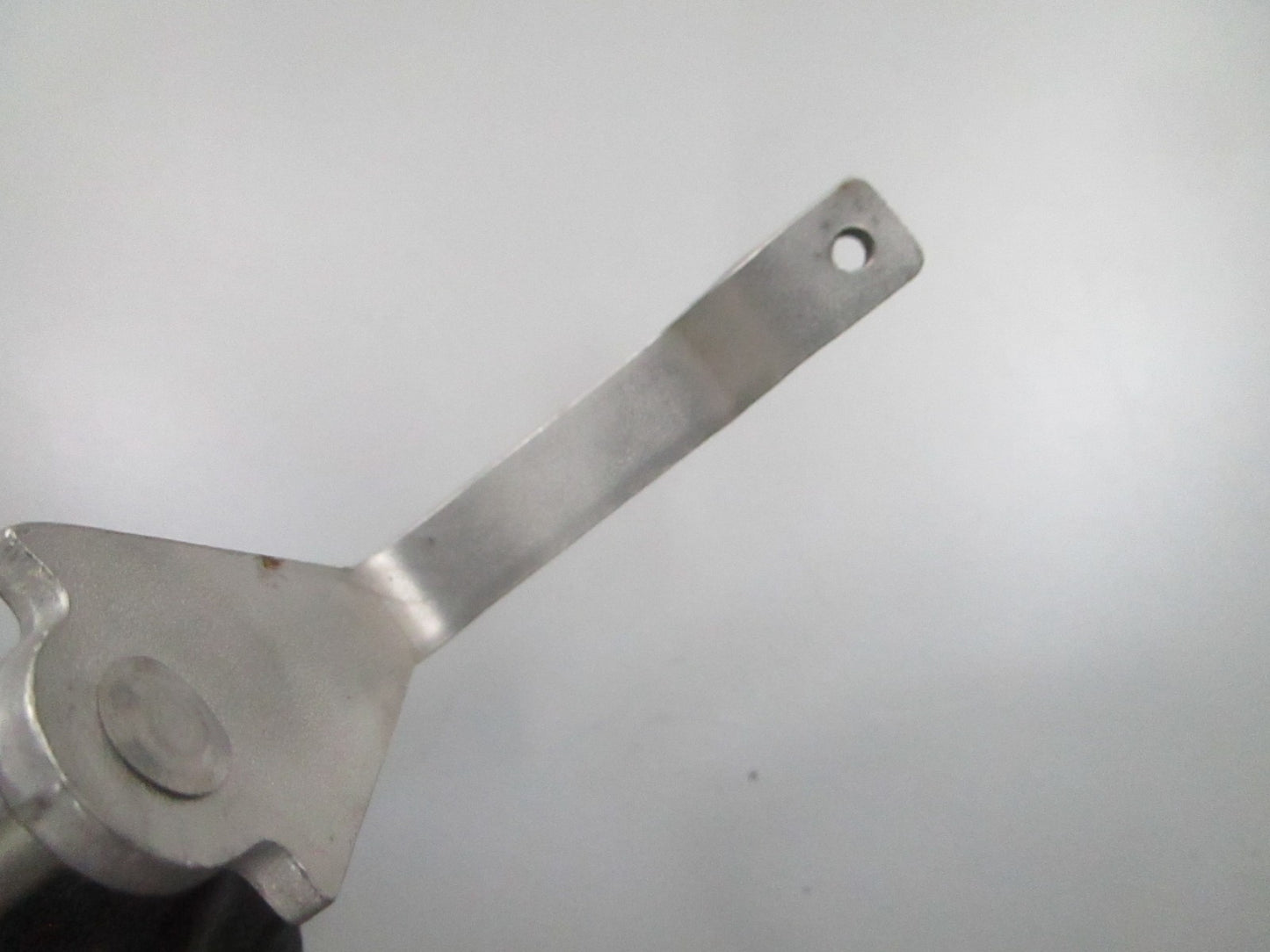 *NEW OEM* 0810 OMC Johnson Evinrude Tilt Lock Lever 320514 0320514