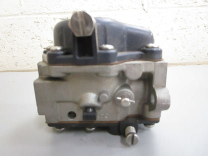 *NEW OEM* 0820 OMC Johnson Evinrude Carburetor Assy 436779 0436779