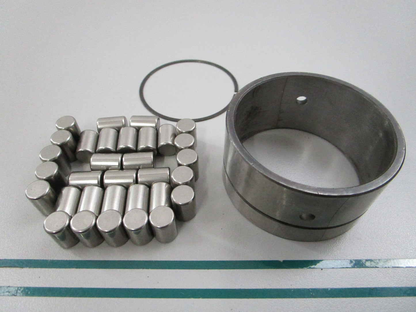 NEW OEM 42843A 1 Mercury Quicksilver Bearing Kit 0810