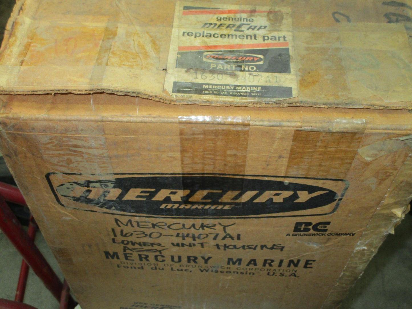 *NEW OEM* 0820 Mercury Quicksilver 9.8HP Gearcase Housing 1630-4407A1