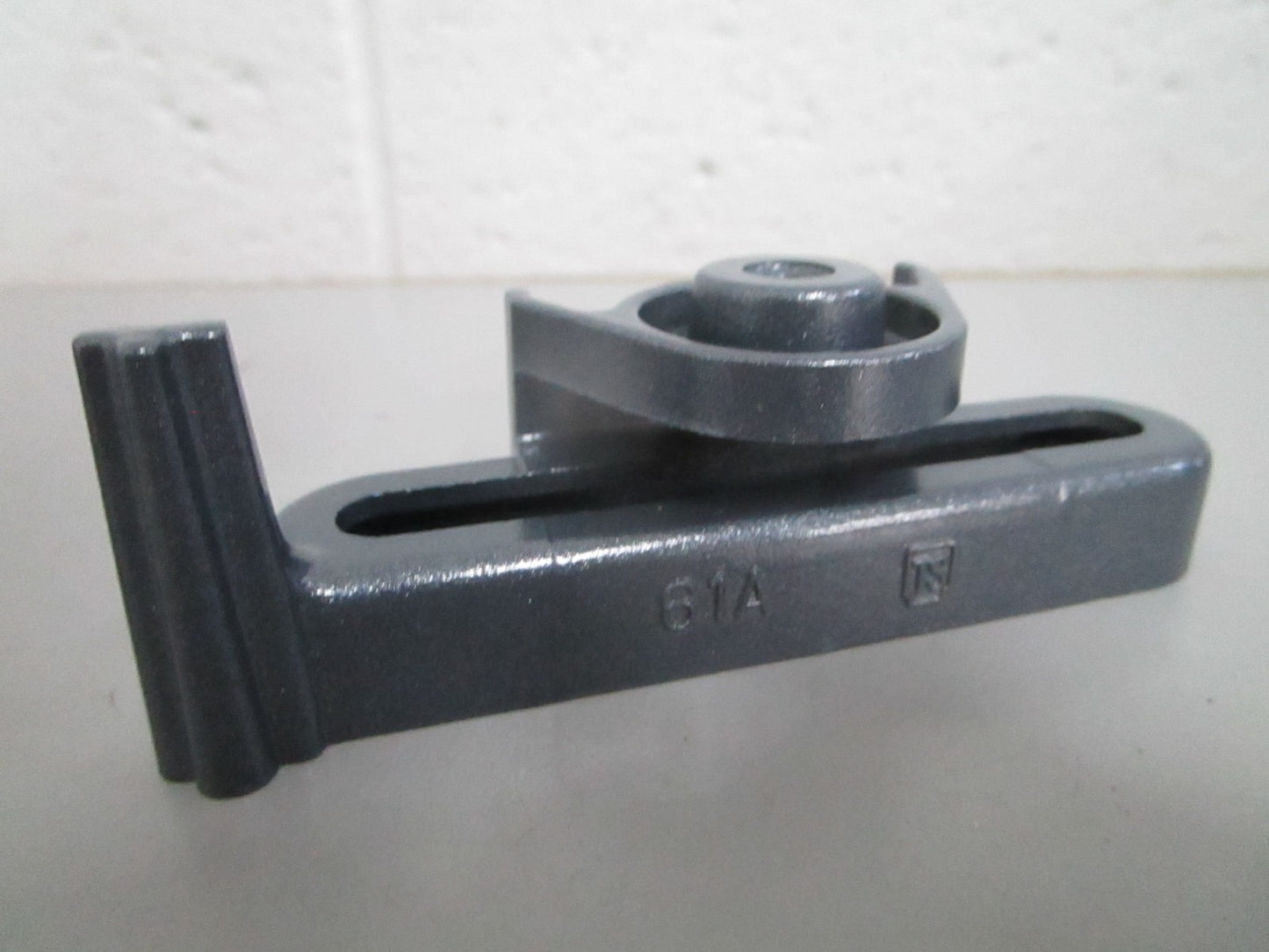 *NEW OEM* 0820 Yamaha Bracket 61A-44176-00-8D