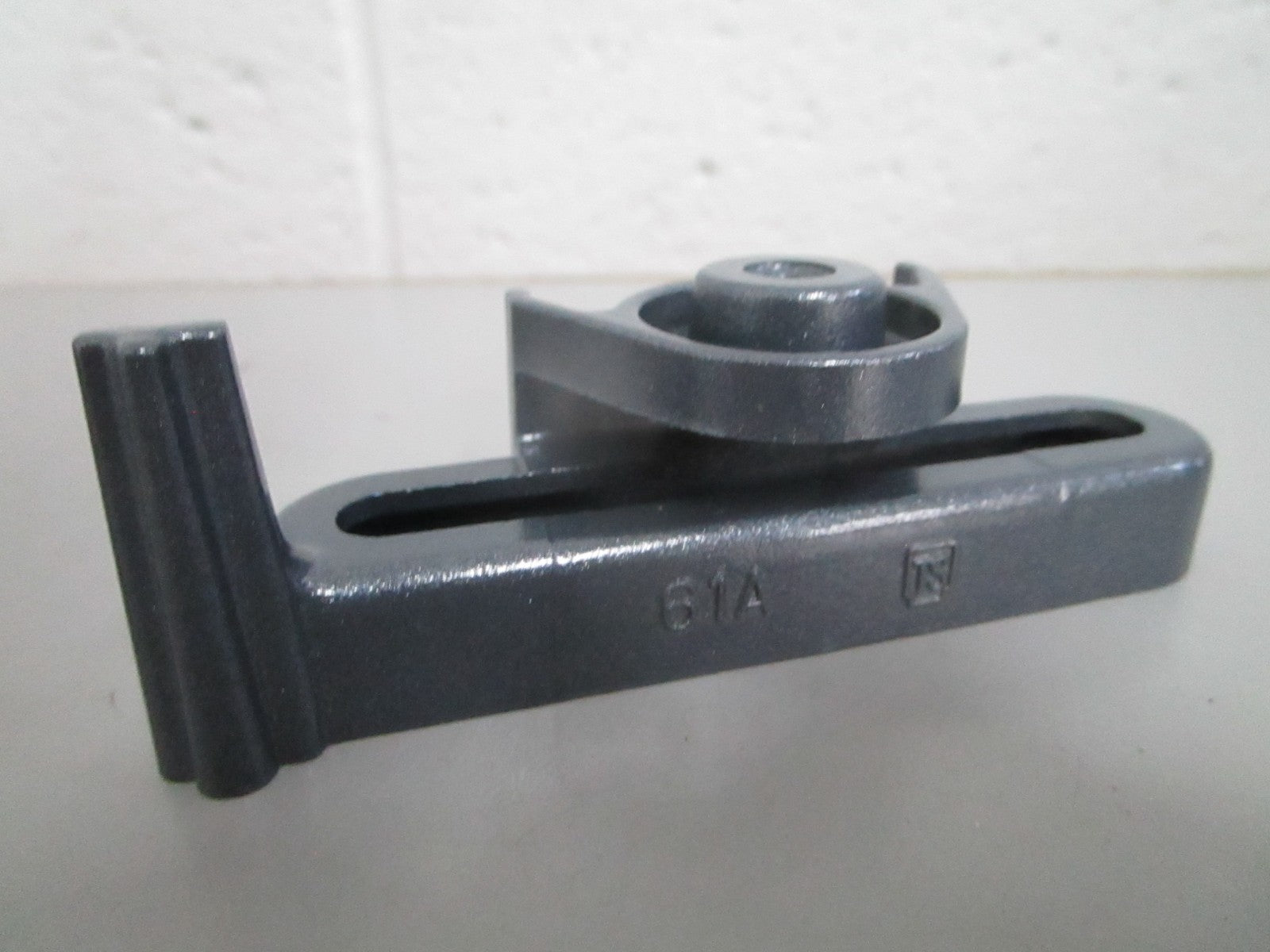 *NEW OEM* 0820 Yamaha Bracket 61A-44176-00-8D