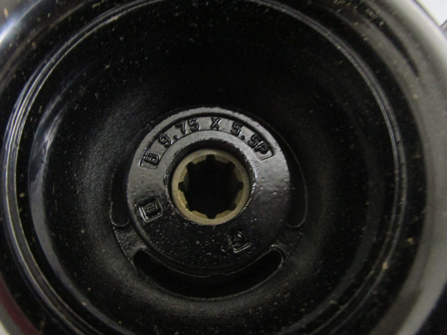 *NEW OEM* 0820 Mercury Black Max 9¾ × 5½ RH Propeller 48-828148A12