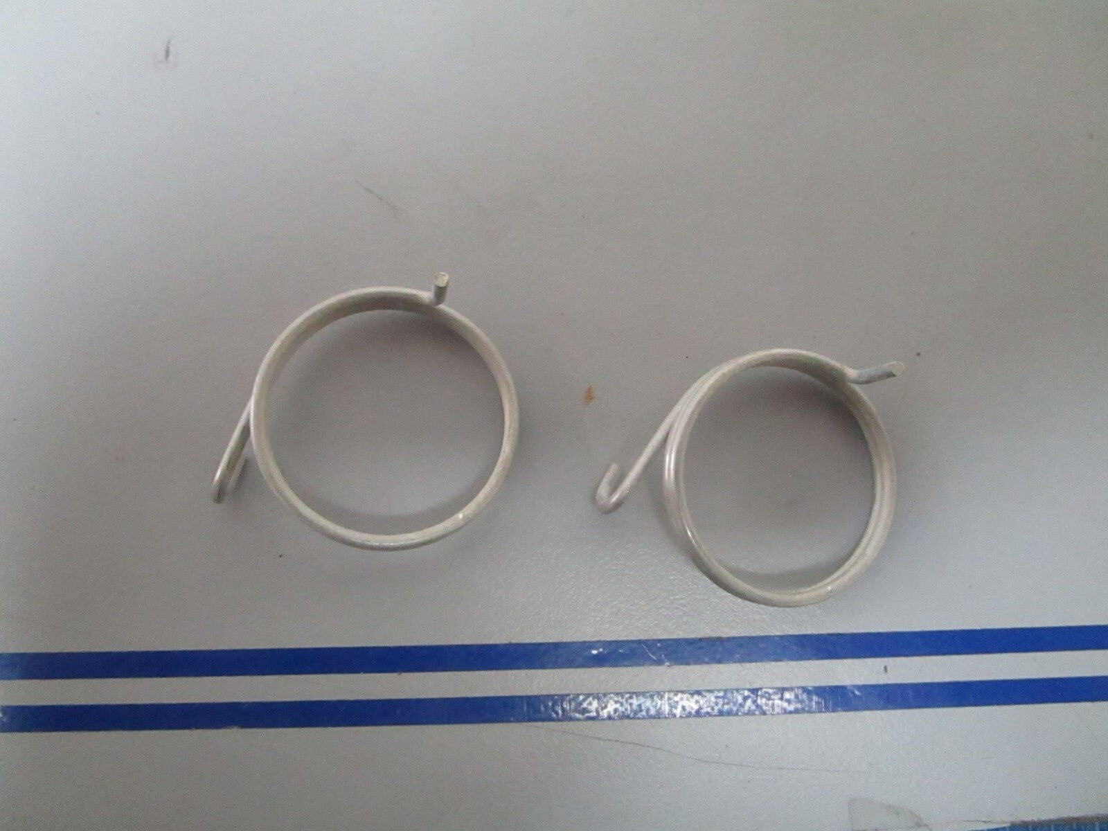*NEW OEM* (LOT OF 2) 0770 Mercury Quicksilver Tilt Lock Spring F286544-1