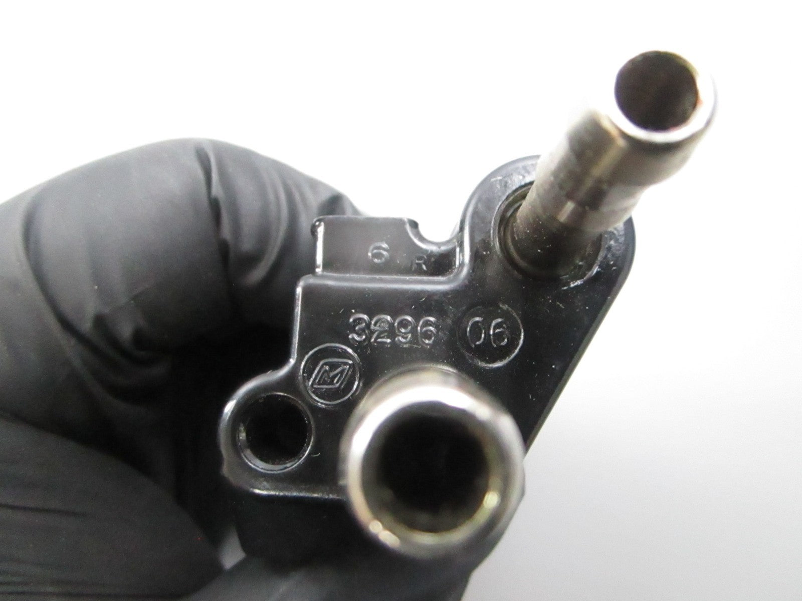 *NEW OEM* 0810 OMC Johnson Evinrude Fuel Connector 394309 0394309