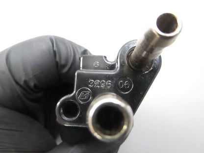 *NEW OEM* 0810 OMC Johnson Evinrude Fuel Connector 394309 0394309