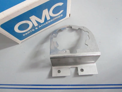 NEW OEM 331122 0331122 OMC Johnson Evinrude Bracket 0820