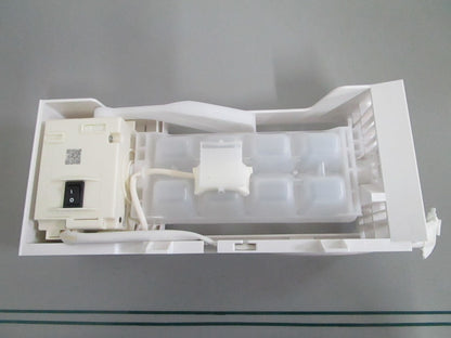 Whirlpool W11546935 NEW OEM Refrigerator Ice Maker Assy Maytag KitchenAid 0820