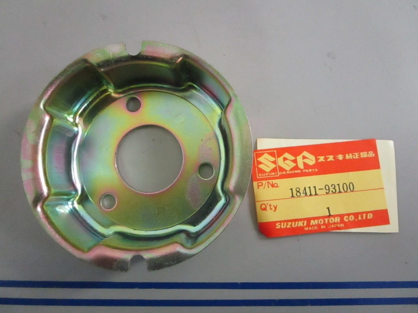 NEW OEM 18411-93100 Suzuki Starter Cup 0820