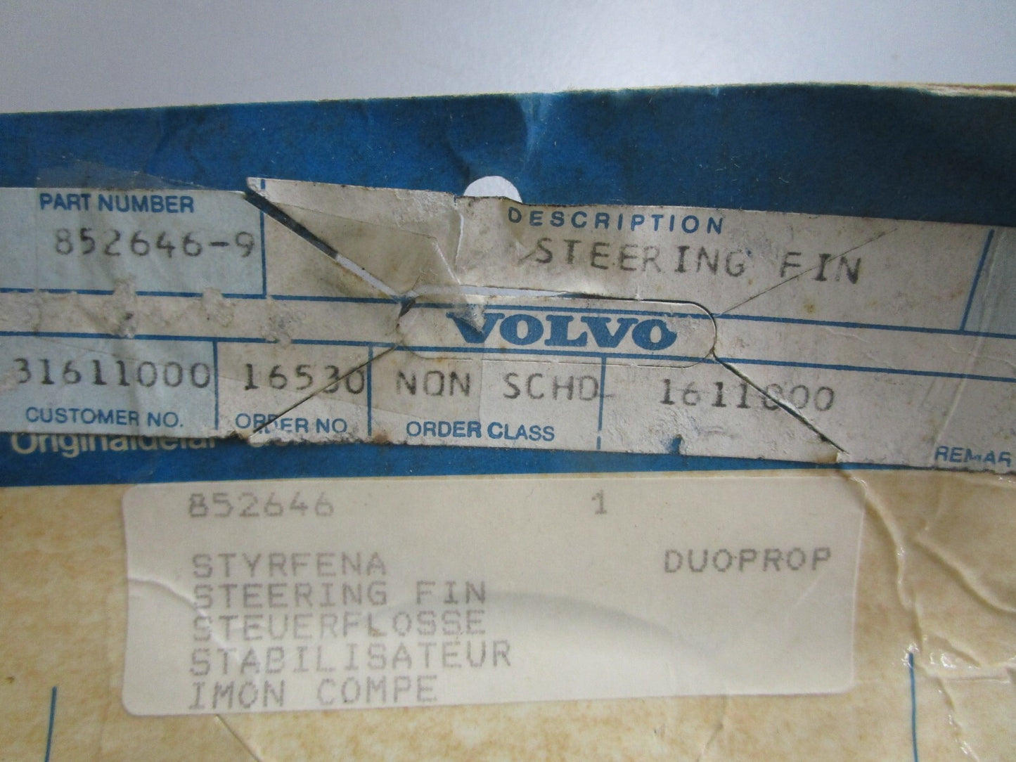 *NEW OEM* 0820 Volvo Penta Fin 852646