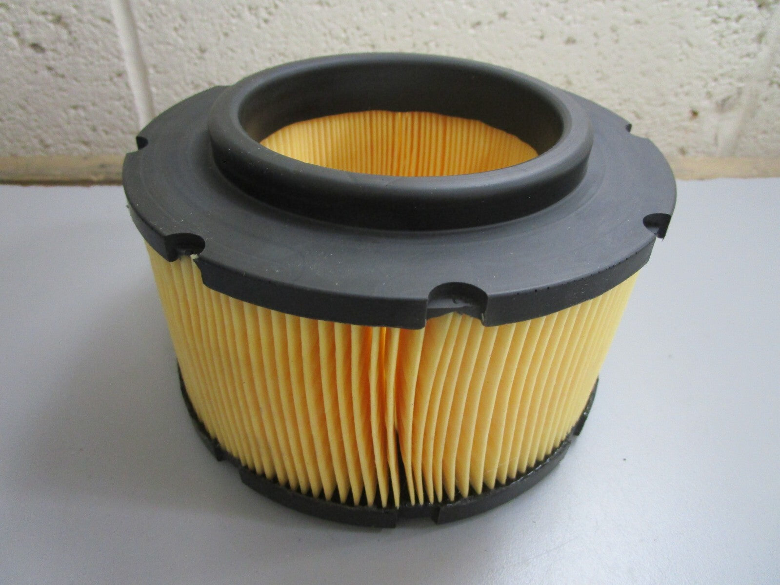 *NEW OEM* 0820 Volvo Penta Air Filter 3582358