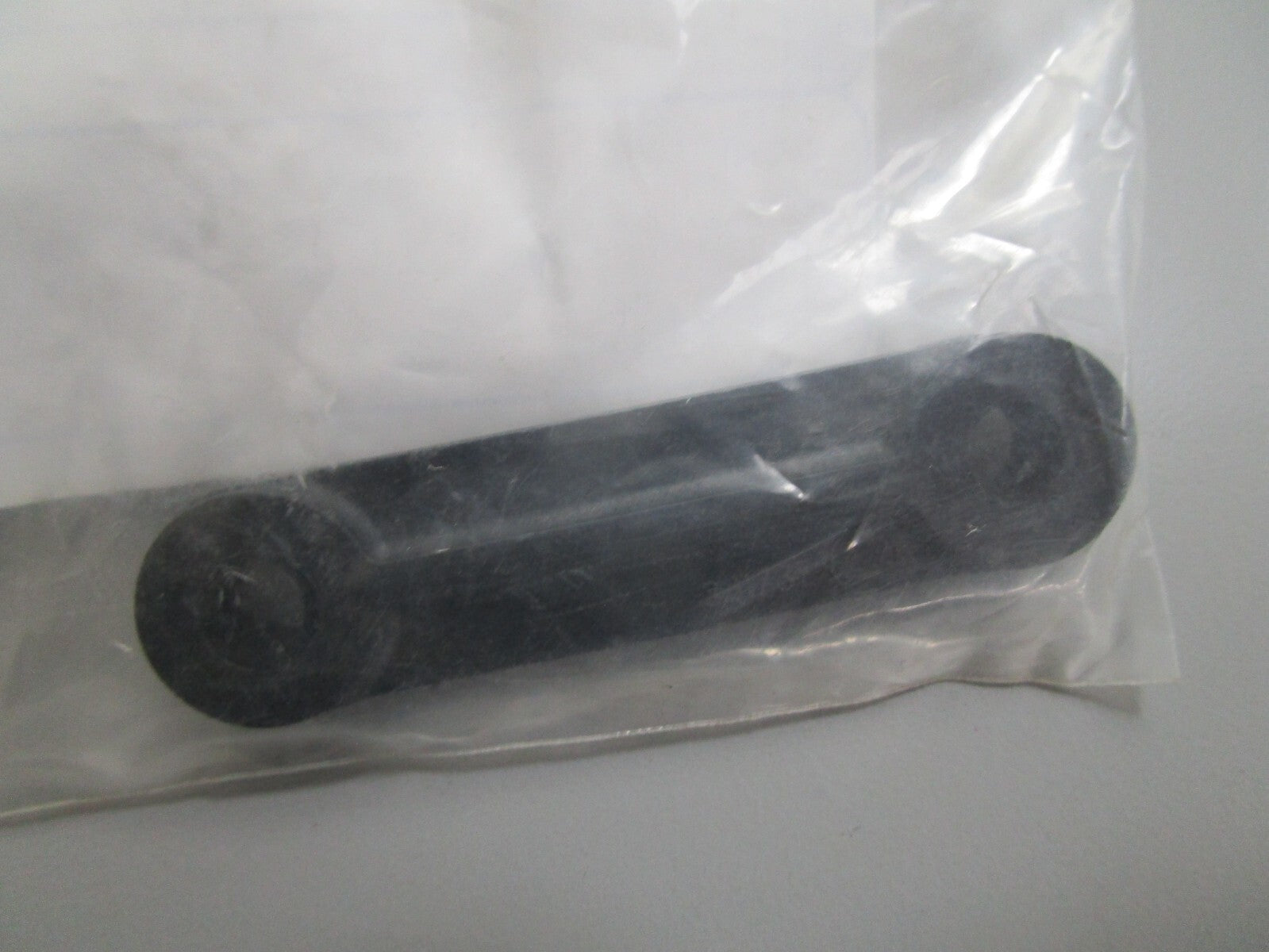 *NEW OEM* 0810 OMC Johnson Evinrude Link 331737 0331737