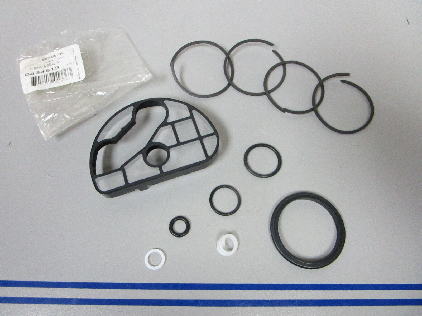 *NEW OEM* 0720 OMC Johnson Evinrude *Incomplete* Rebuild Kit 434519 0434519