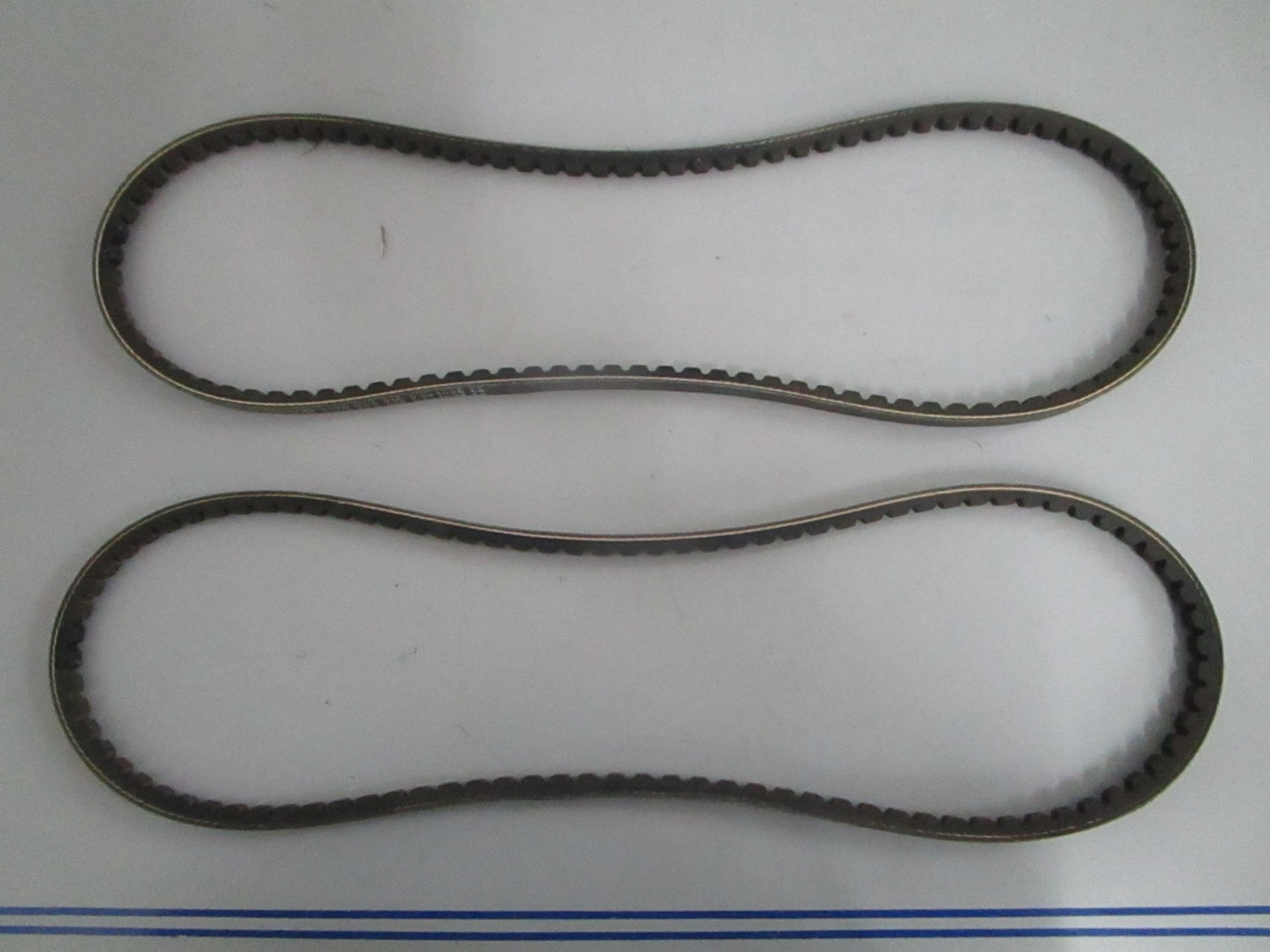 NEW OEM 966972 Volvo Penta V-Belt Set 0820