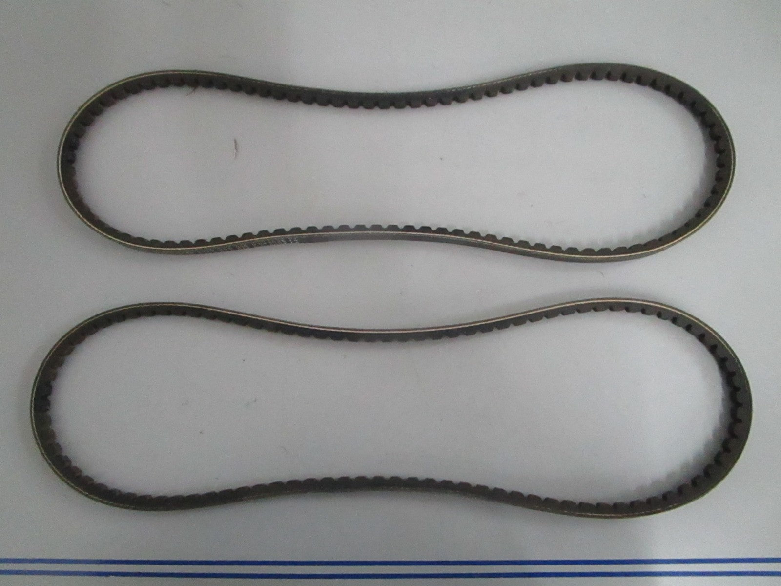 NEW OEM 966972 Volvo Penta V-Belt Set 0820